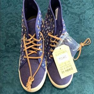 Toms NWT Sz 9.5 Wrm Camarillo, Deep Cobalt Vintage
